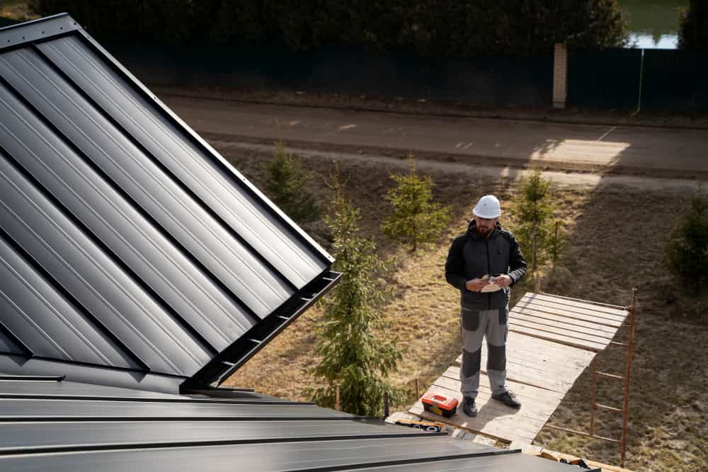 Aerotermia con placas solares: Eficiencia y ahorro energético en climatización y agua caliente