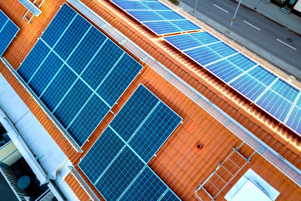 Diferentes tipos de placas solares fotovoltaicas para aprovechar la energía solar