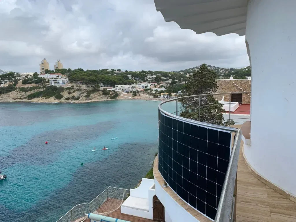 Cómo instalar placas solares en un piso