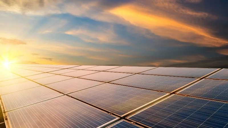 horas de mayor radiacion para placas solares